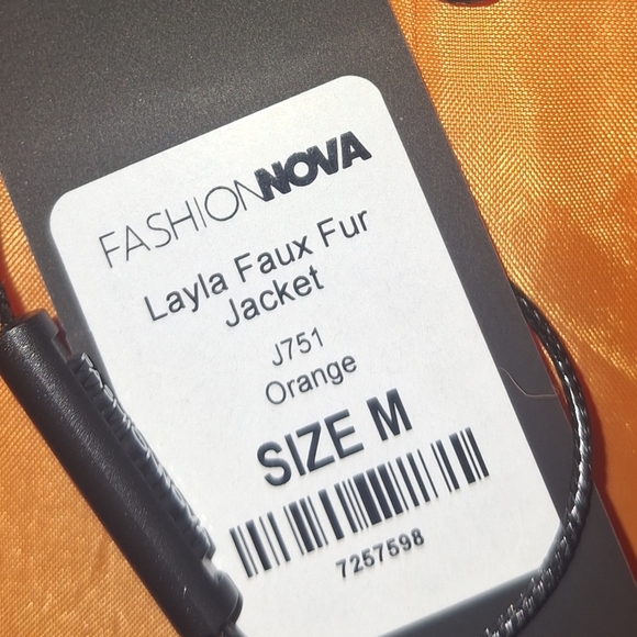 Fashion Nova/ Layla Faux Fur Jacket- W Sz Medium - Picture 11 of 11